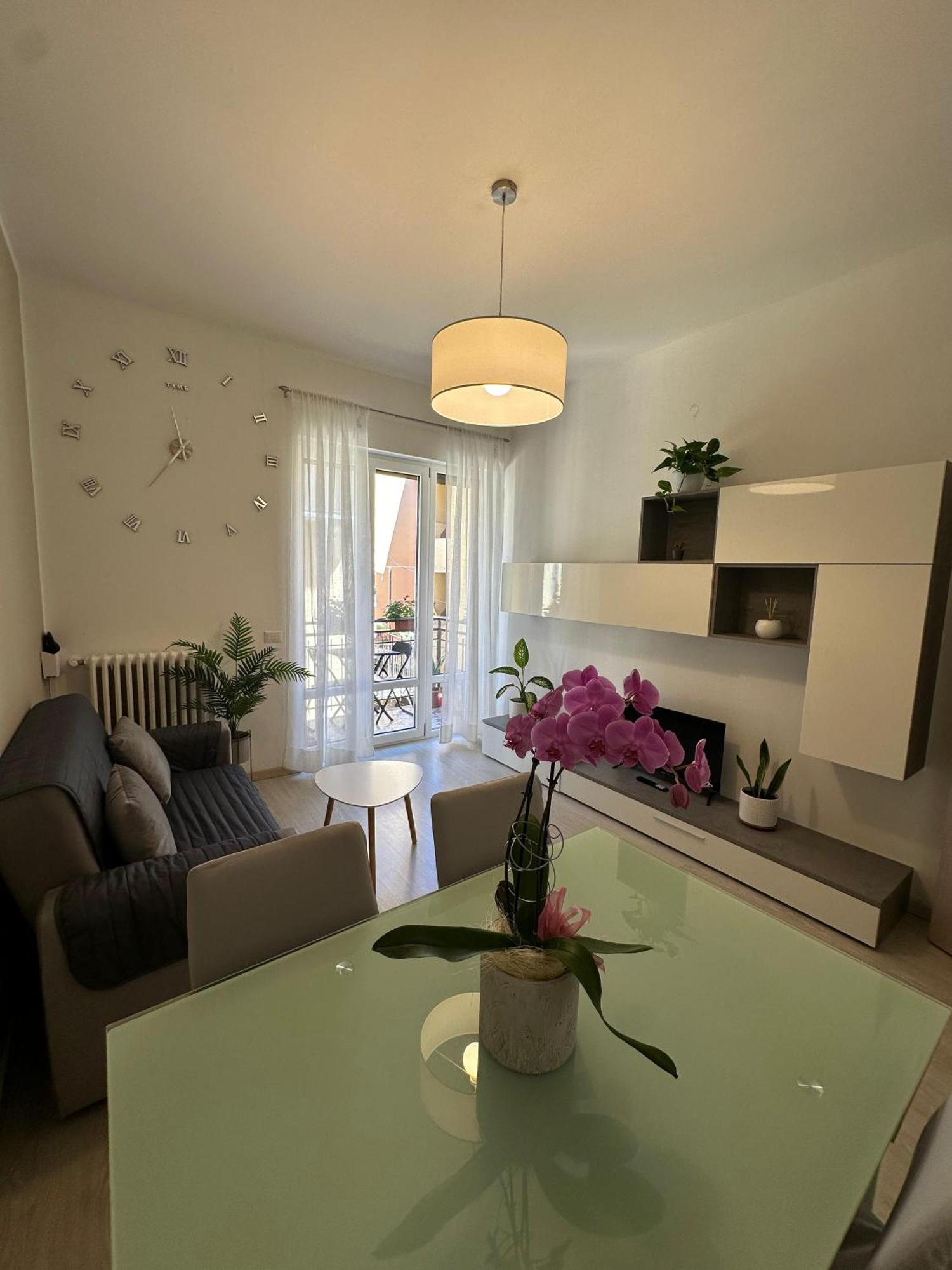 Apartment Jessy Baveno Exterior photo