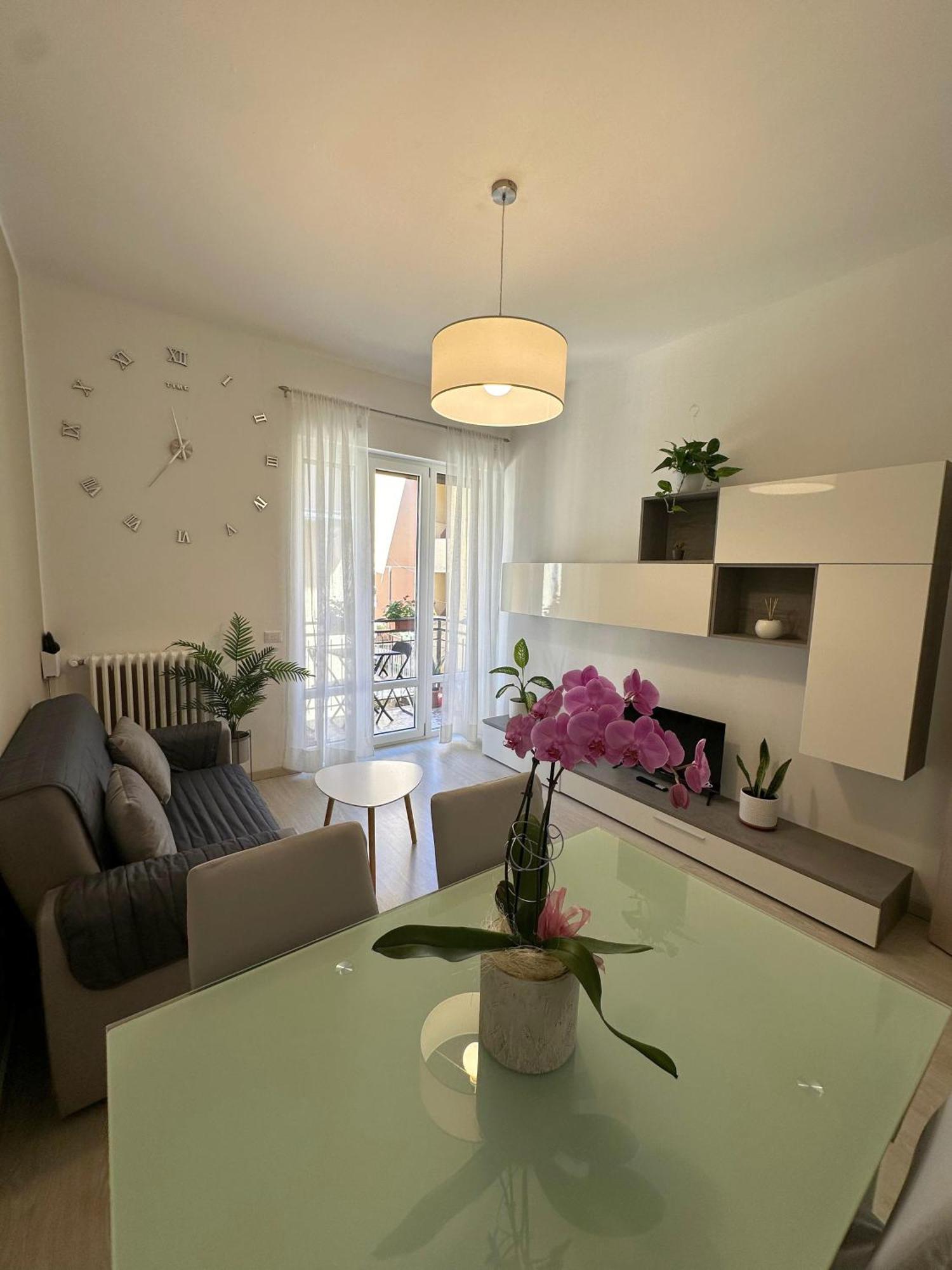 Apartment Jessy Baveno Exterior photo