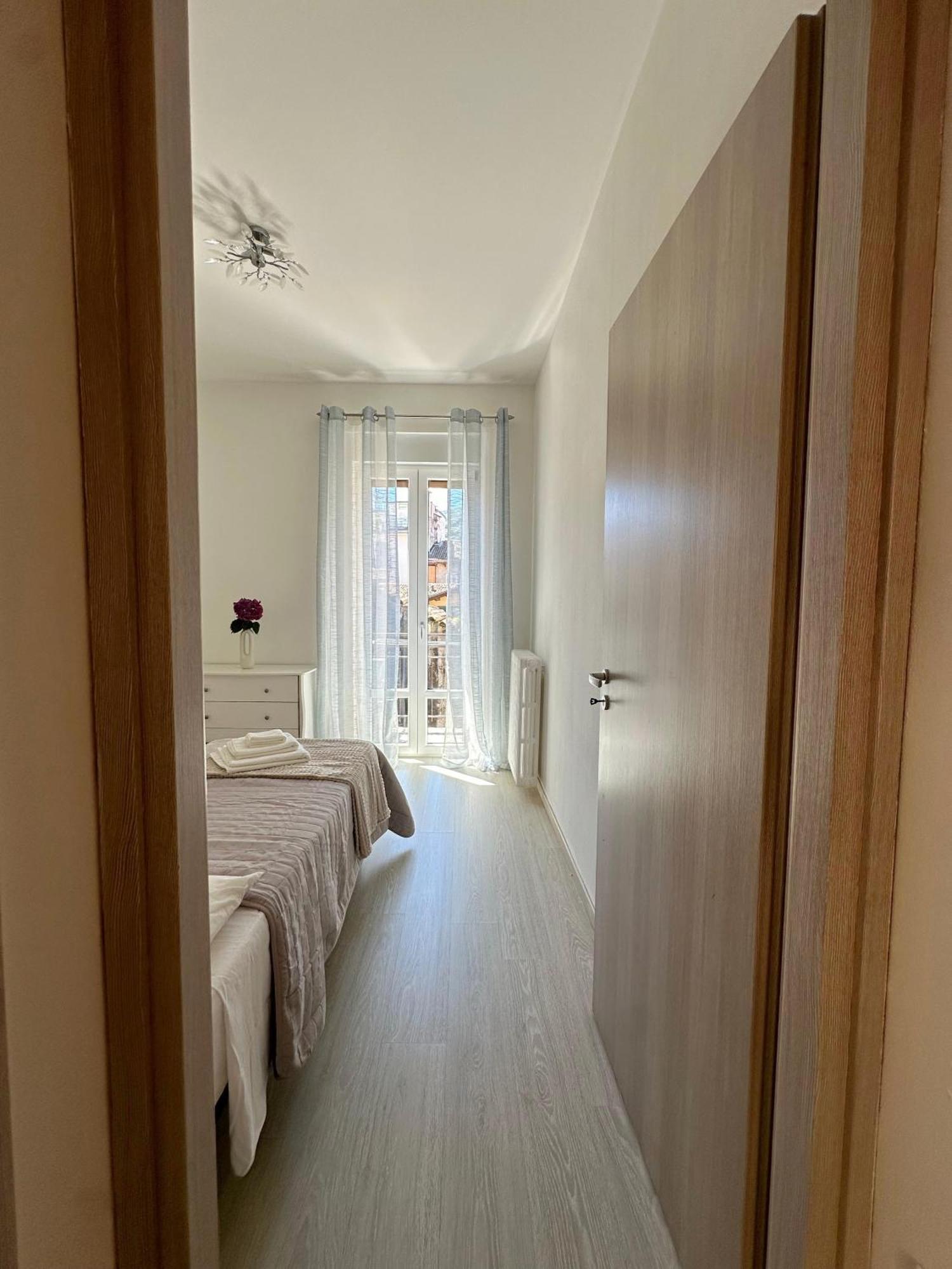 Apartment Jessy Baveno Exterior photo